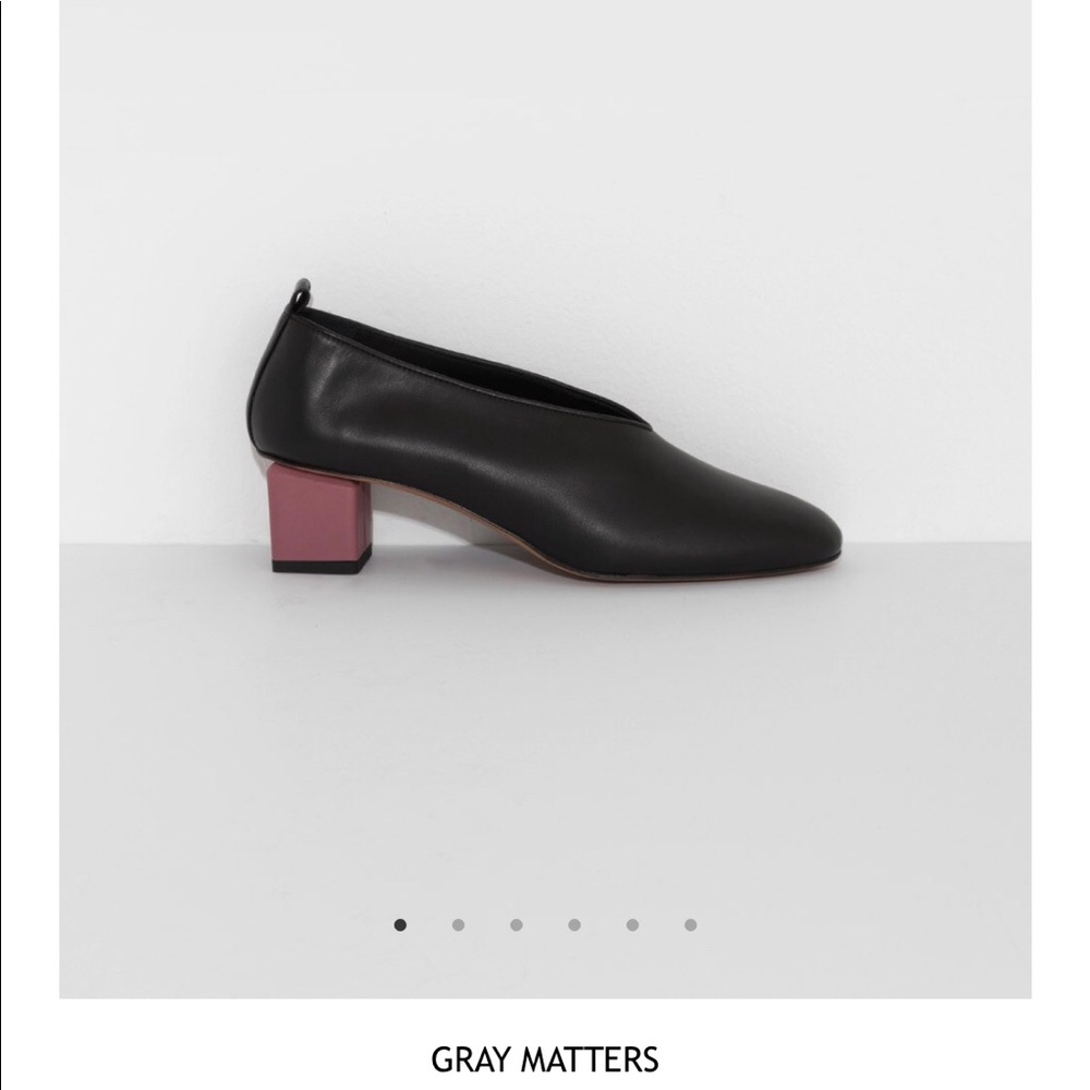 New-In-Box Gray Matters Mildred Classic block heel